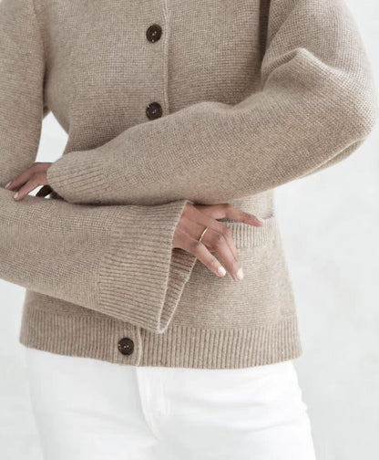 Joan | Classy Cardigan